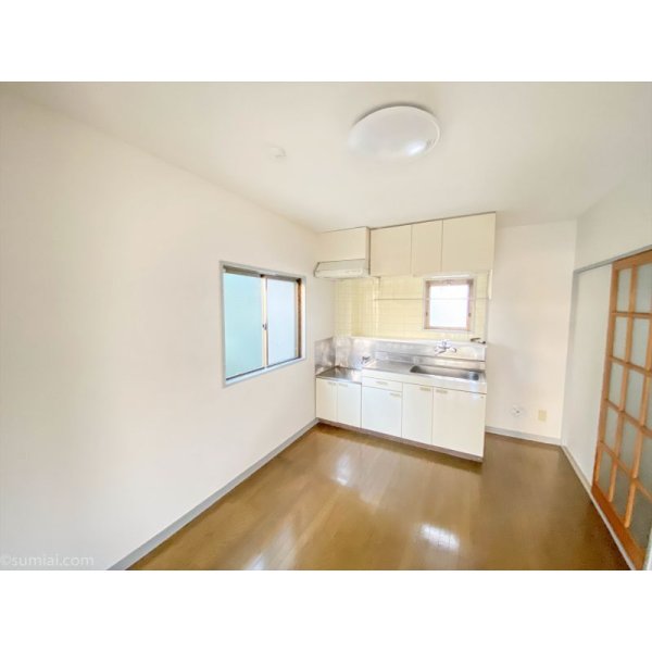 画像3: ファミール８　３０５号室