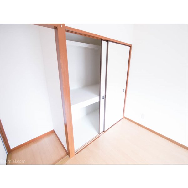 画像5: ファミール８　３０２号室